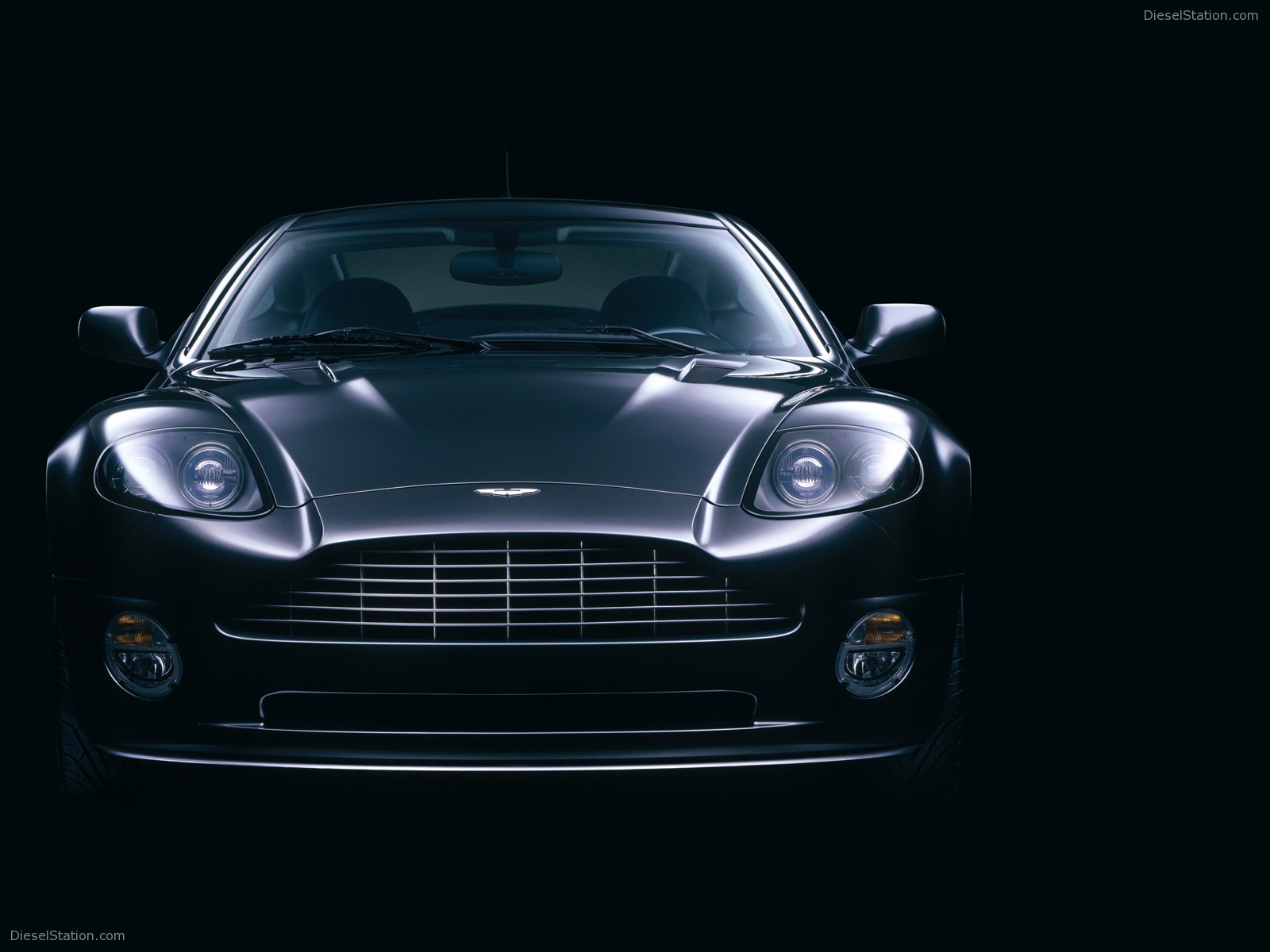 Aston Martin Vanquish V12 S